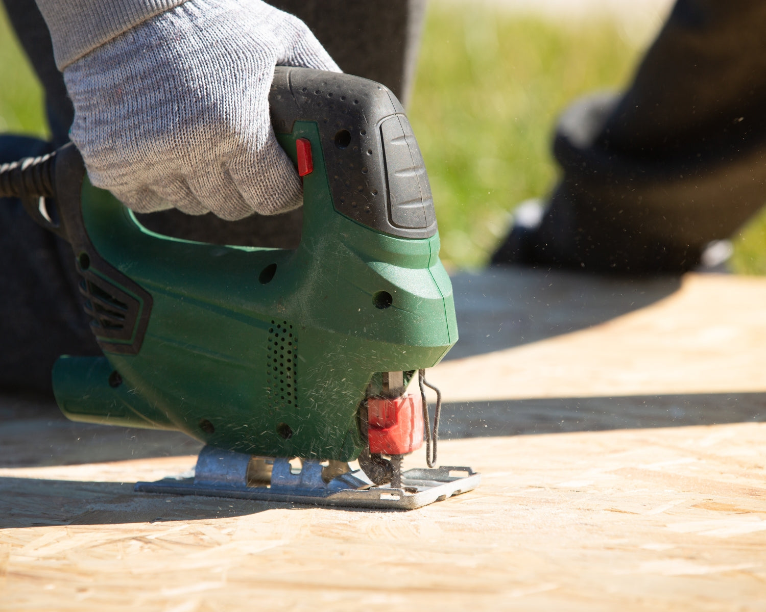 Sustainable Options: OSB Boards in Garden Makeovers